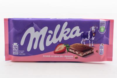 Молочный шоколад Milka Strawberry Yoghurt Chocolate 100 грамм